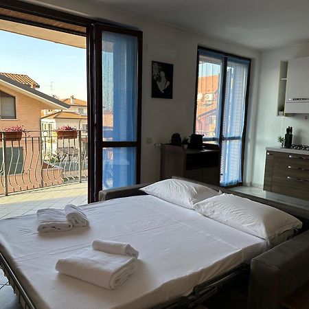 Appartamento Attico a due passi da Milano Buccinasco Esterno foto